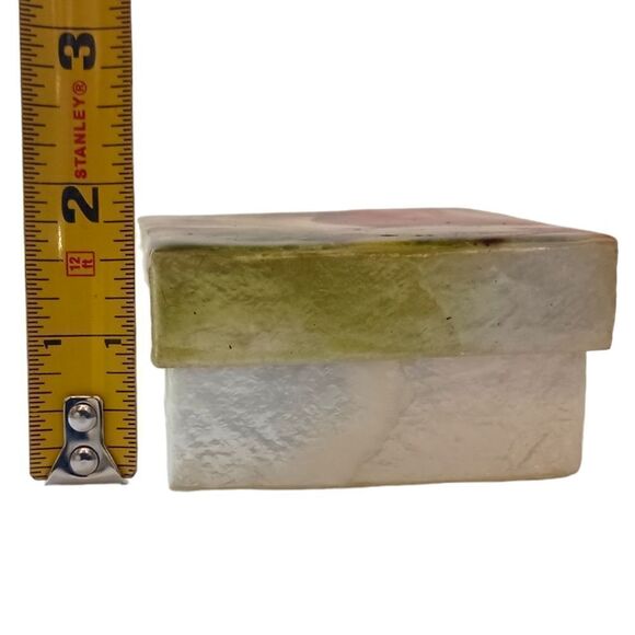 Capiz Shell Trinket Box Cardinal Handpainted Jewelry Mother Of Pearl Jewelry - Picture 4 of 16